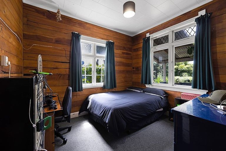 Photo of property in 68 Stanners Street, Eltham, 4322