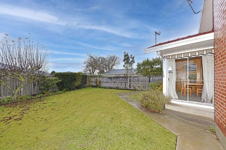 Photo of property in 8 Kingsgate Place, Burnside, Christchurch, 8053