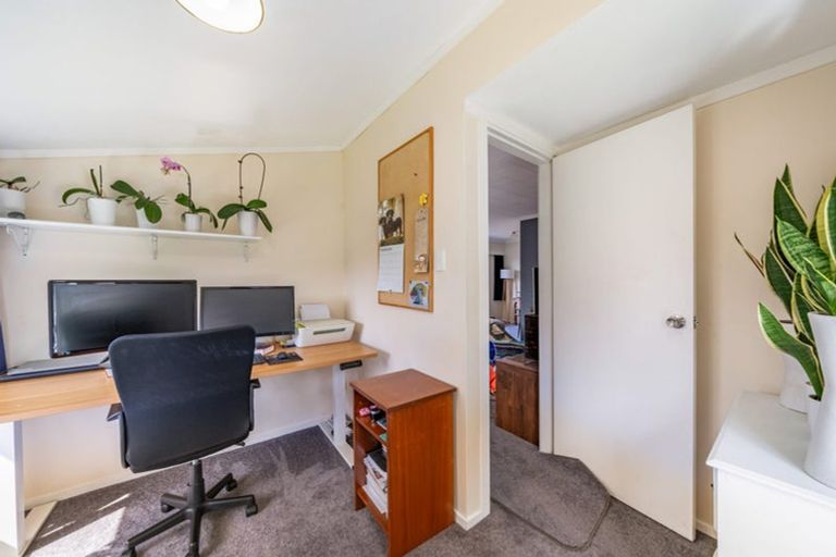 Photo of property in 13 Whites Line West, Woburn, Lower Hutt, 5010