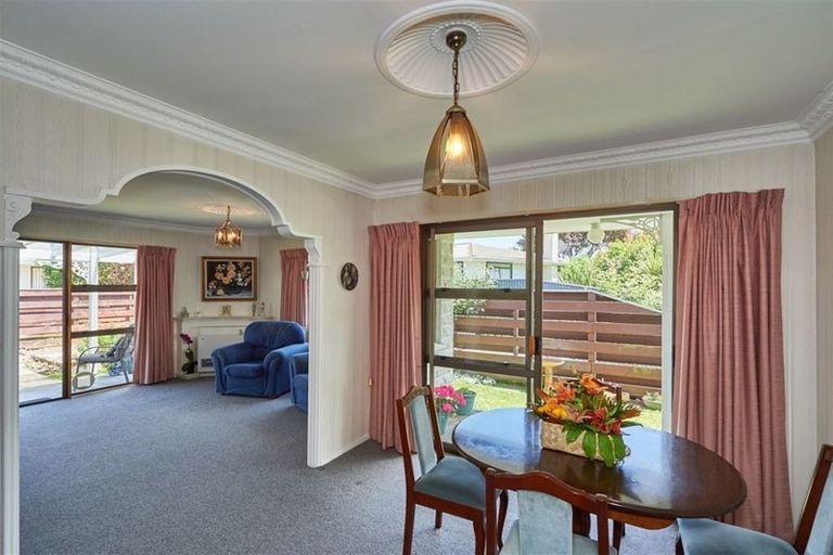 Photo of property in 100 Maxwells Line, Awapuni, Palmerston North, 4412