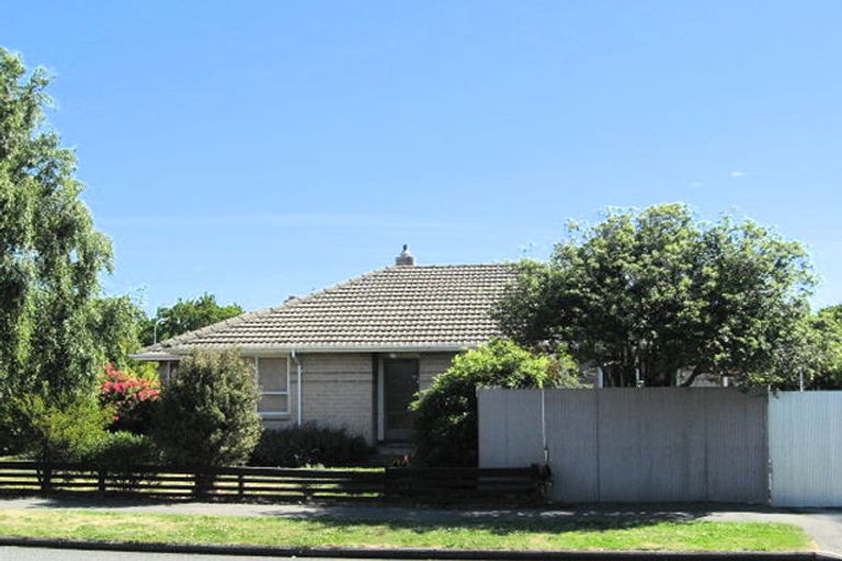 Photo of property in 1 Logie Place, Bromley, Christchurch, 8062