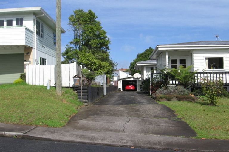 Photo of property in 25 Spargo Road, Massey, Auckland, 0614