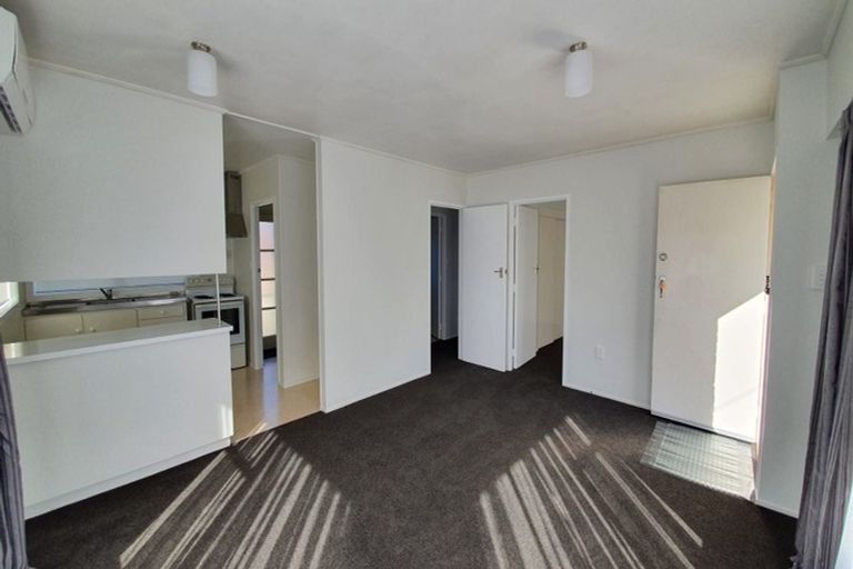 Photo of property in 1/242 Onewa Road, Birkenhead, Auckland, 0626