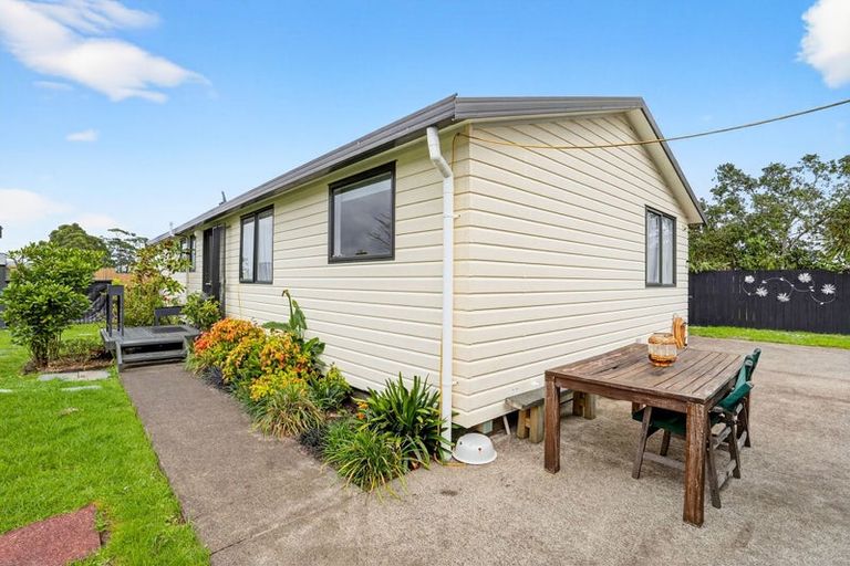 Photo of property in 203a Parkhurst Road, Parakai, 0830