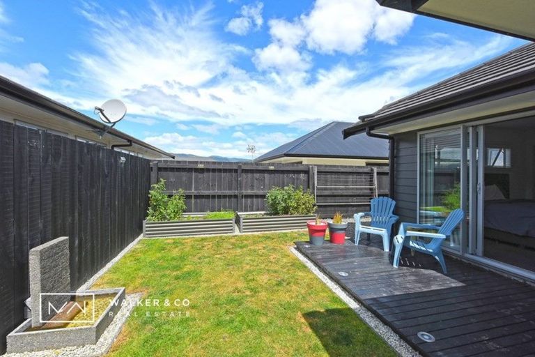 Photo of property in 90 Riverstone Drive, Riverstone Terraces, Upper Hutt, 5018