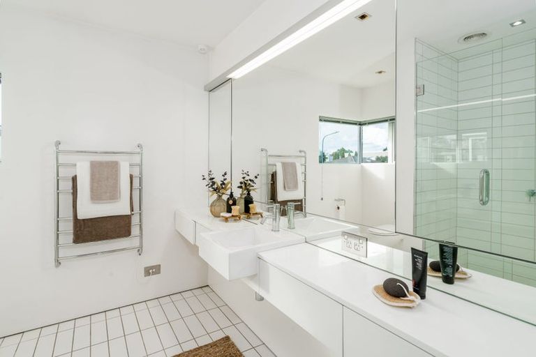 Photo of property in 14 Stirling Street, Merivale, Christchurch, 8014