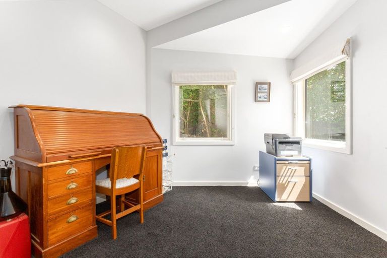 Photo of property in 20 Grafton Road, Roseneath, Wellington, 6011