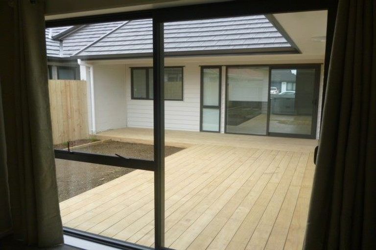 Photo of property in 8 Amokura Avenue, Takanini, 2112