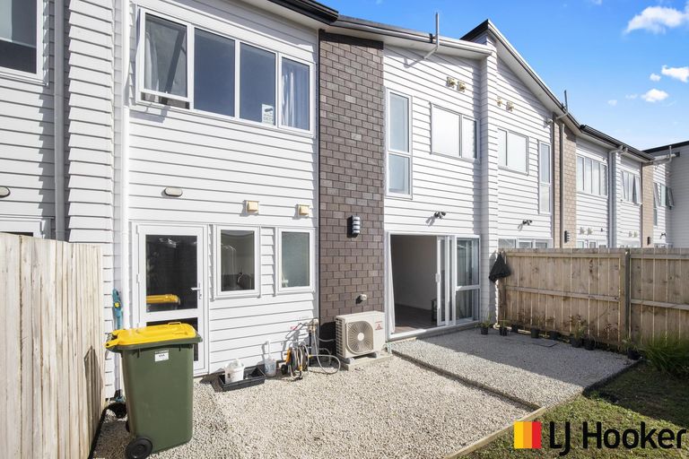 Photo of property in 65a Tawhiti Road, Pukekohe, 2120