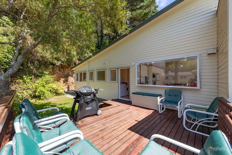 Photo of property in 58 Kamahi Street, Stokes Valley, Lower Hutt, 5019