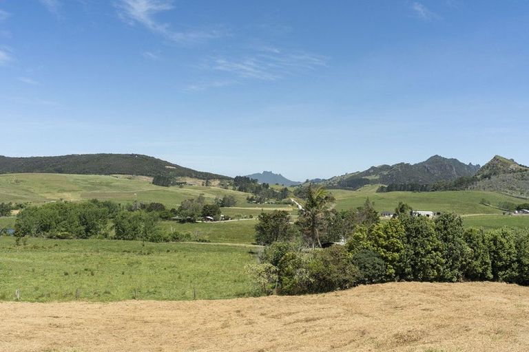 Photo of property in 19 Kerr Road, Parua Bay, Onerahi, 0192