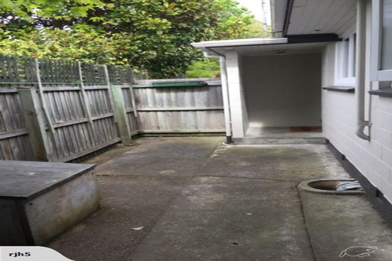 Photo of property in 71 Bretts Road, St Albans, Christchurch, 8052