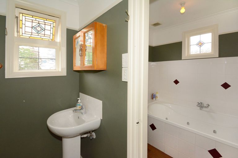 Photo of property in 9 Queens Drive, Saint Kilda, Dunedin, 9012