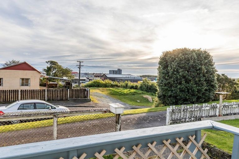 Photo of property in 7 Alexander Terrace, Greymouth, 7805