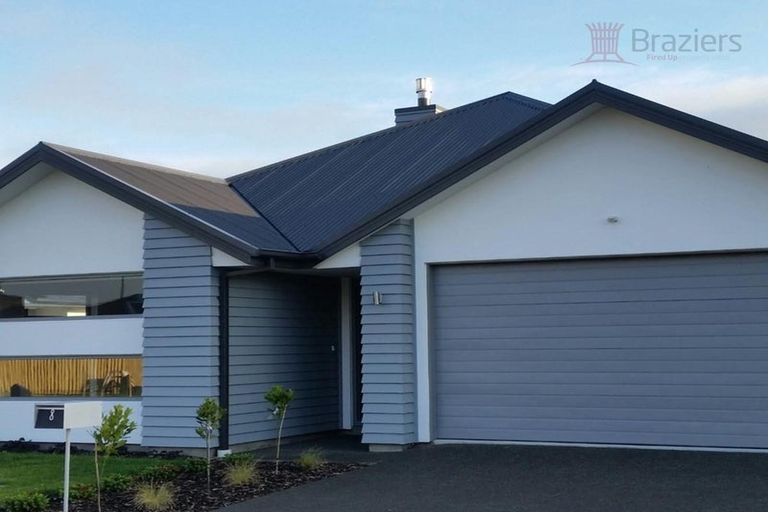 Photo of property in 8 Urihia Street, Marshland, Christchurch, 8083