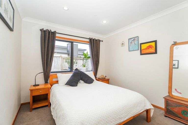 Photo of property in 70 Cholmondeley Crescent, Whitianga, 3510