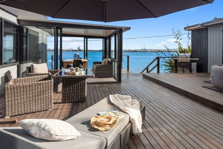 Photo of property in 126 Reotahi Road, Whangarei Heads, Whangarei, 0174