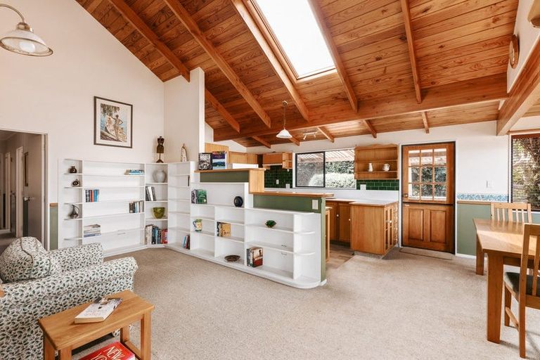 Photo of property in 116b Harbour View Road, Omokoroa, 3114