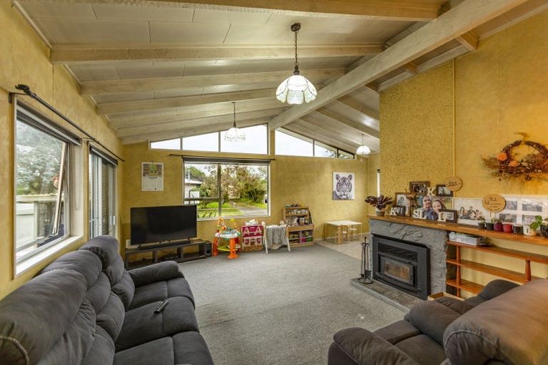 Photo of property in 31 Skerrett Crescent, Tamatea, Napier, 4112