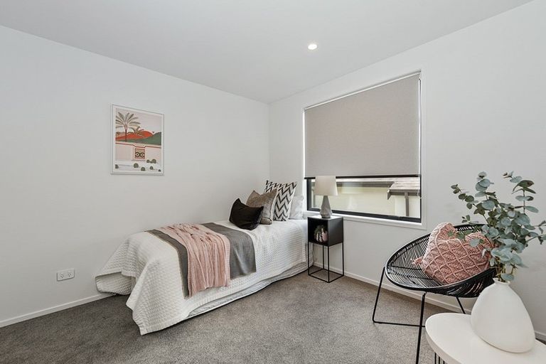 Photo of property in 2/23 Strowan Avenue, Fairfield, Hamilton, 3214