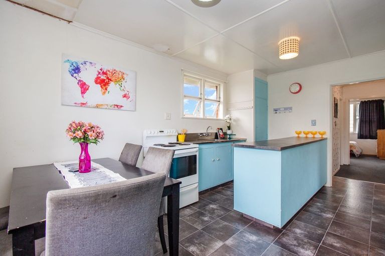 Photo of property in 6 Turner Drive, Western Heights, Rotorua, 3015