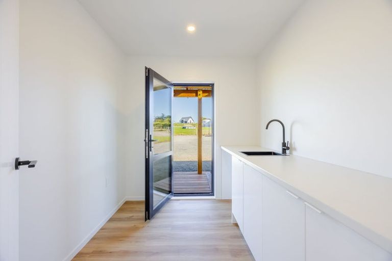 Photo of property in 710b Pourerere Road, Otane, Waipawa, 4271