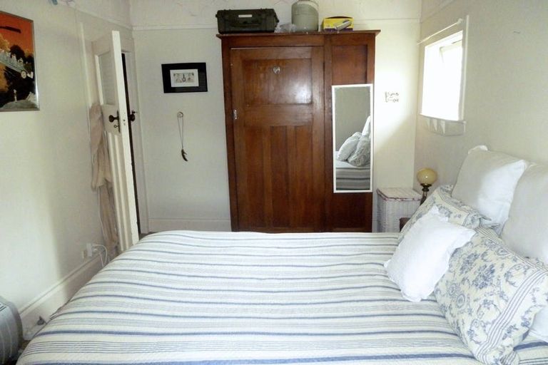 Photo of property in 44 Pirie Street, Mount Victoria, Wellington, 6011