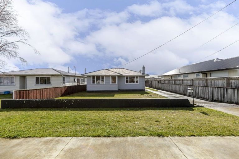 Photo of property in 237 Huatoki Street, Upper Vogeltown, New Plymouth, 4310