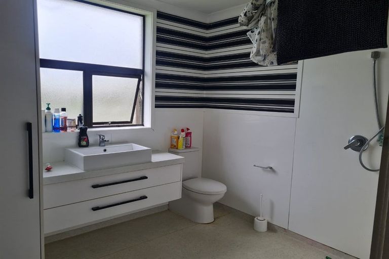 Photo of property in 42 Albert Street, Winton, 9720