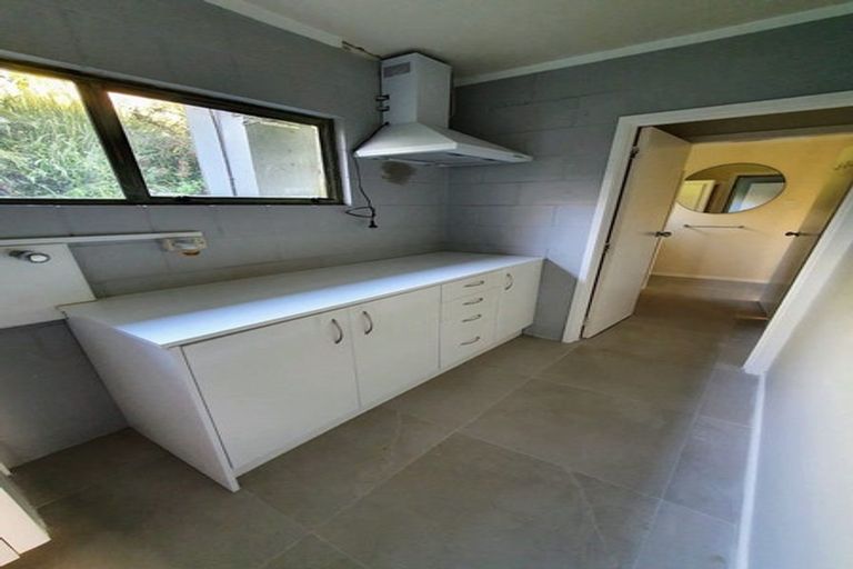 Photo of property in 98 Stredwick Drive, Torbay, Auckland, 0630