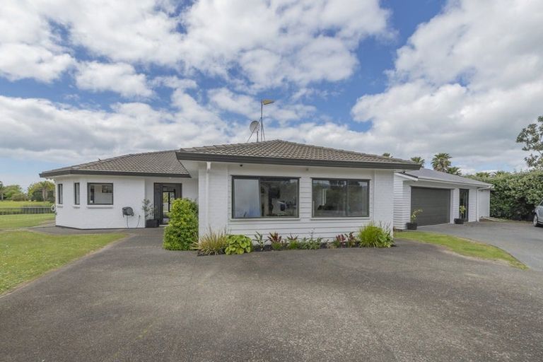 Photo of property in 1162 East Coast Road, Whakatiwai, Pokeno, 2473