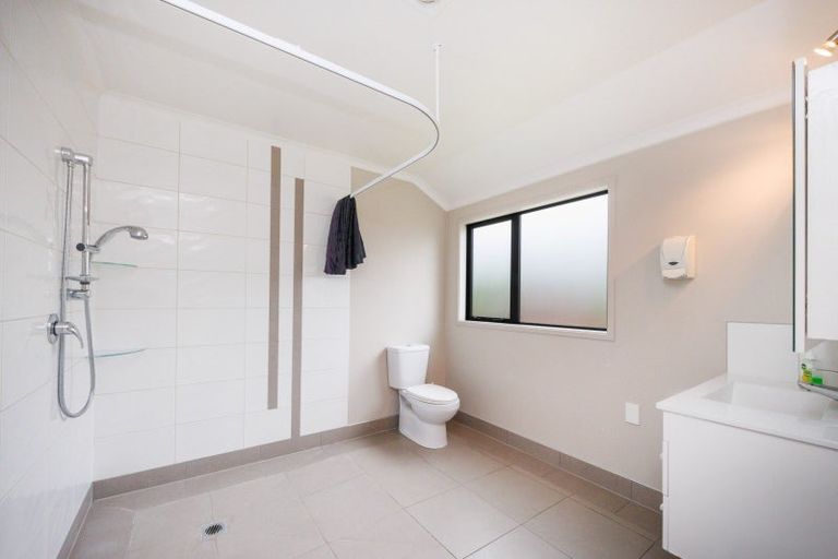 Photo of property in 35 Pegasus Place, Kelvin Grove, Palmerston North, 4414