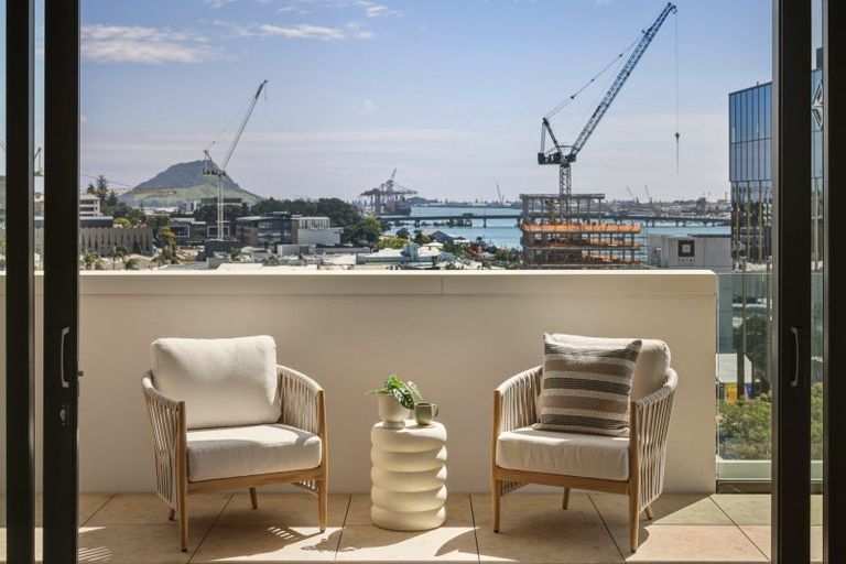 Photo of property in 609/38 Elizabeth Street, Tauranga, 3110