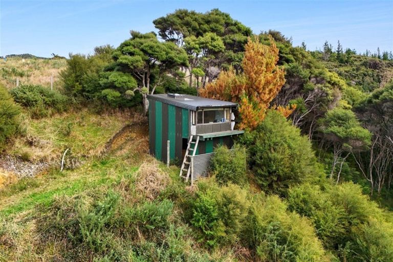 Photo of property in 39 Mcgowan Street, Puponga, Collingwood, 7073