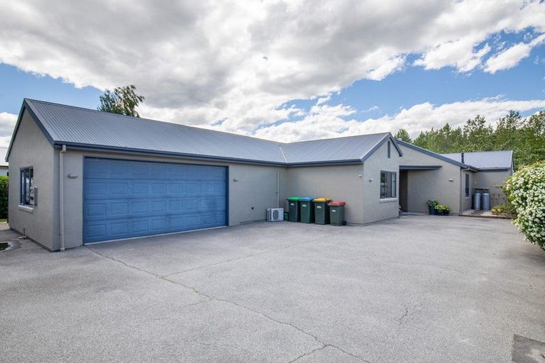 Photo of property in 5 Spruce Close, Alexandra, 9320