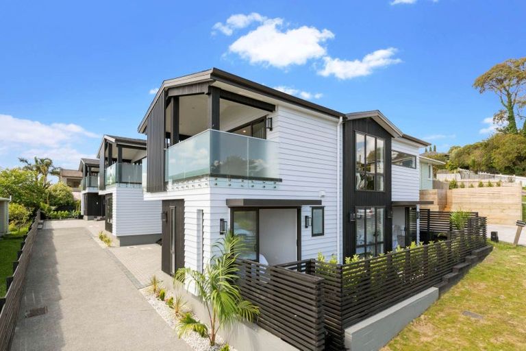Photo of property in 12a Tiber Road, Forrest Hill, Auckland, 0620