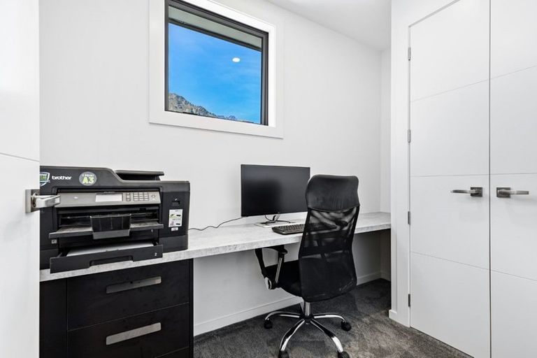 Photo of property in 27 Headley Drive, Lower Shotover, Queenstown, 9304