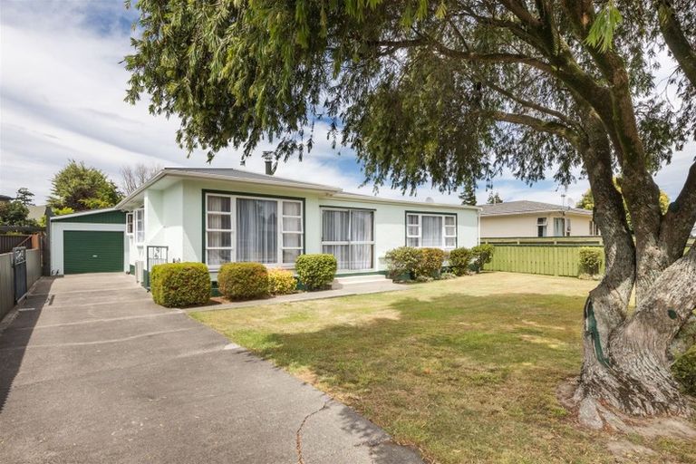Photo of property in 37 Queen Street, Feilding, 4702