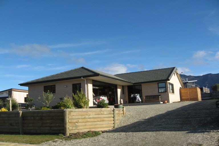 Photo of property in 12 Perrow Street, Wanaka, 9305