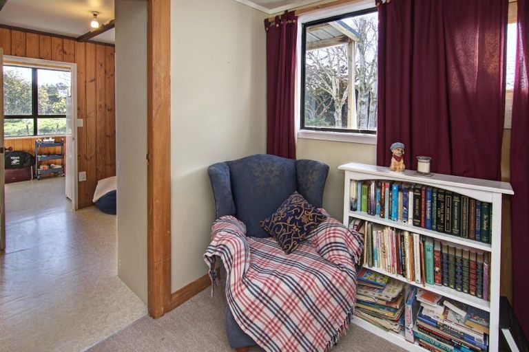 Photo of property in 38 Morris Road, Te Ore Ore, Masterton, 5886