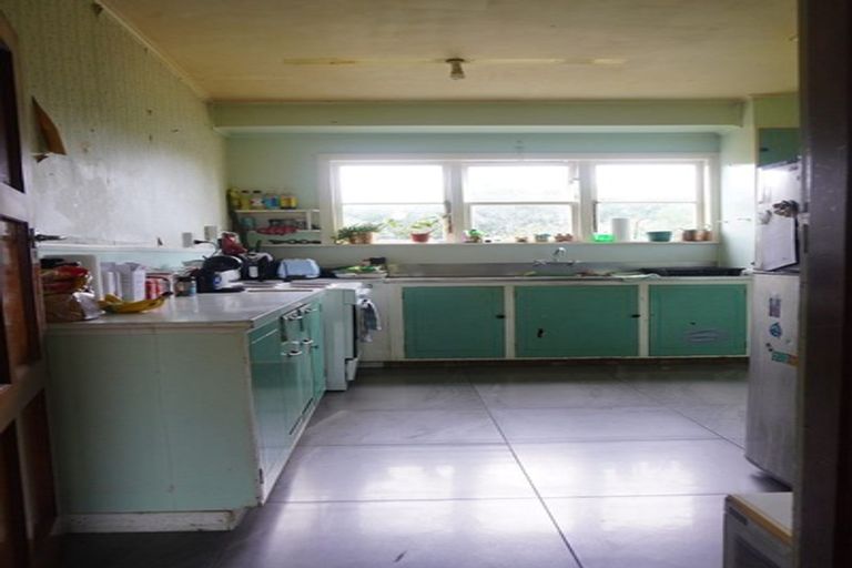 Photo of property in 24 Riemenschneider Street, Manaia, 4612