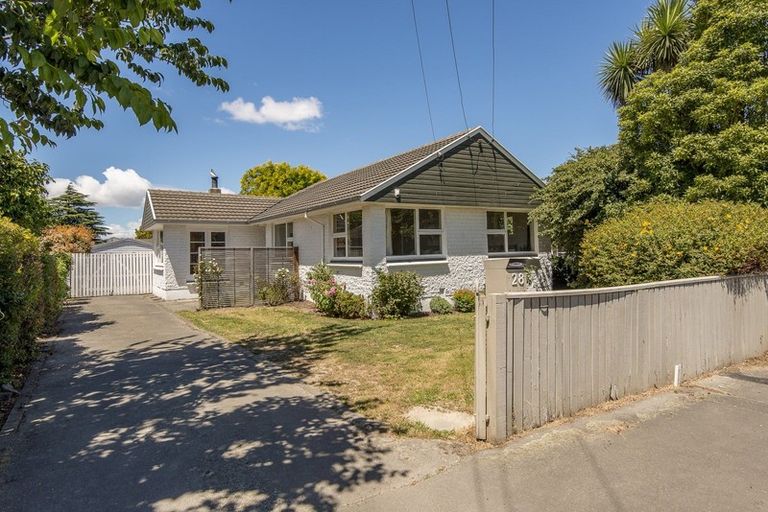 Photo of property in 28 Teesdale Street, Burnside, Christchurch, 8053