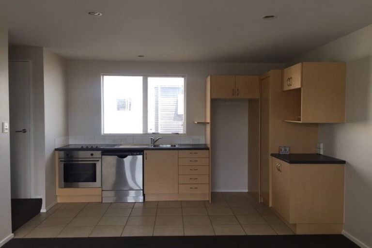 Photo of property in 4/272 Stanmore Road, Richmond, Christchurch, 8013