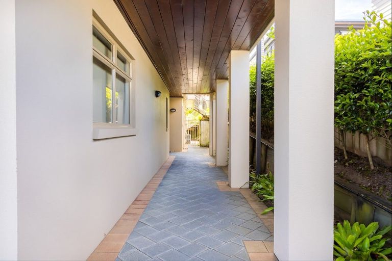 Photo of property in 5 Yale Street, Mount Maunganui, 3116