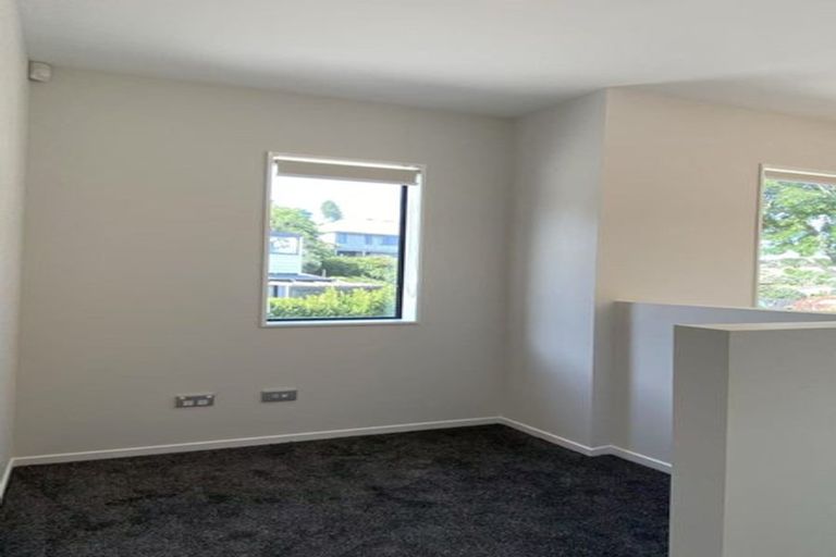 Photo of property in 28b Rotoma Rise, Clover Park, Auckland, 2019