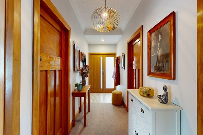 Photo of property in 85 Totara Road, Miramar, Wellington, 6022