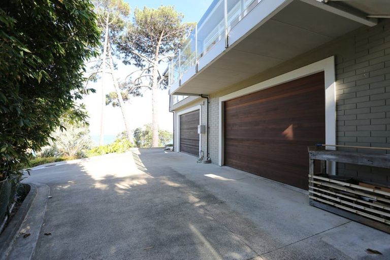 Photo of property in 77 Cliff Road, Torbay, Auckland, 0630