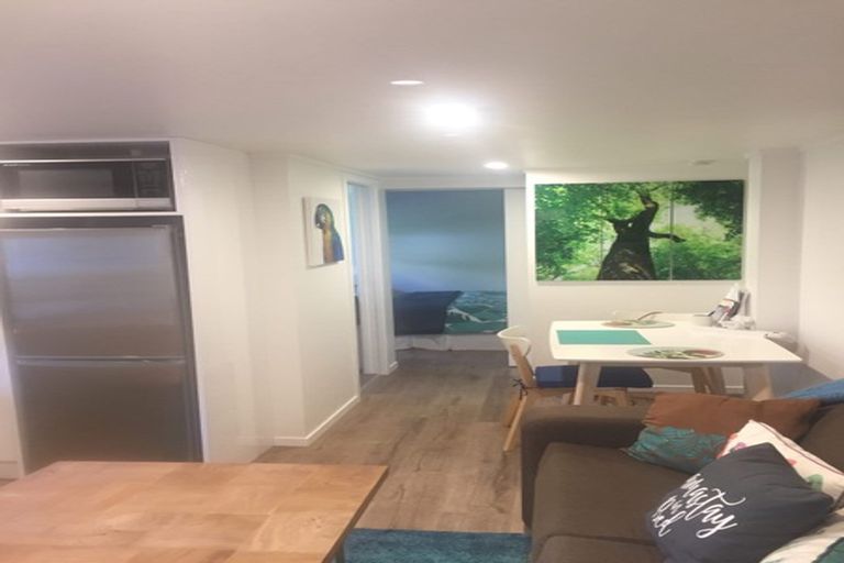 Photo of property in 1/21 Sanders Avenue, Takapuna, Auckland, 0622