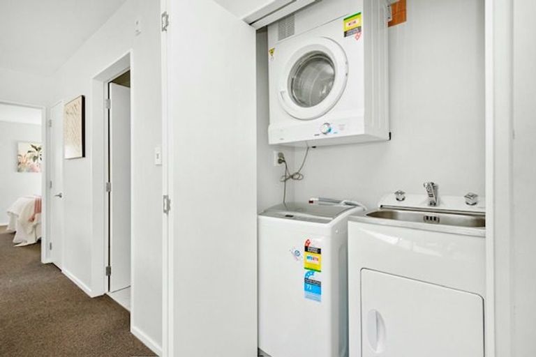 Photo of property in 4/232 Main Road, Tawa, Wellington, 5028