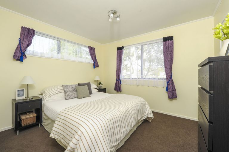 Photo of property in 68 Brunner Road, Glen Eden, Auckland, 0602